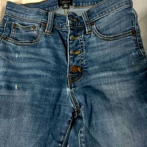 J.Crew 9” High Rise Skinny Jeans size 25